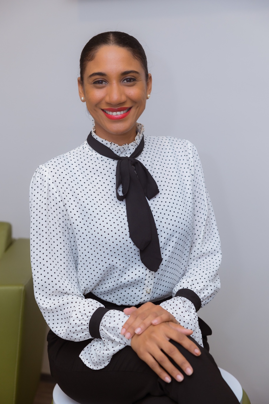 Ms. Rowena Elliott